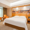 Отель Vienna Hotel Guangdong Huizhou Yuanzhou, фото 1