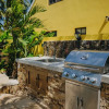 Отель Elegant 1-bedroom Apartment 3 km From Eagle Beach, фото 18