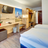Отель Zermatt Budget Rooms, фото 4