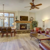 Отель Cozy & Central Arrowhead Ge Townhome, 3br, Sleeps 6 3 Bedroom Townhouse by RedAwning, фото 8
