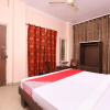 Отель OYO 24423 Hotel Royal, фото 16