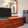 Отель Rodeway Inn & Suites Milwaukee Airport, фото 13