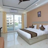 Отель OYO Rooms 799 Medanta, фото 20