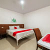 Отель RedDoorz @ Aldos Villa Silangit, фото 4