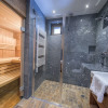 Отель Luxury Chalet with 2 Bathrooms near Small Slope, фото 2