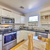 Отель Updated Maricopa Retreat < 2 Miles to Golf!, фото 3