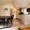 Отель Well-kept chalet with microwave, in a holiday park in the middle of De Veluwe, фото 6