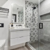 Отель Luxury Clarendon 4-BR Homestay - McVeigh, фото 11