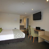 Отель 555 Motel Dunedin, фото 4