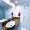 Отель Farol da Barra Apartamento, фото 9