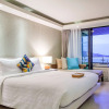 Отель Zenmaya Oceanfront Phuket, Trademark Collection by Wyndham, фото 6