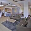 Отель Spacious Condo in the Heart of Flamingo Sleeps 6 Presidential Suites 4, фото 8