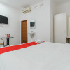 Отель RedDoorz Syariah near Universitas Borobudur, фото 3