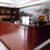 Отель He Long Hotel Dalian Shandong Road, фото 1