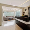 Отель OYO 60746 Kings Suites, фото 6
