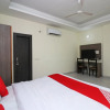 Отель The Classic By OYO Rooms, фото 11