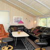 Отель 8 Person Holiday Home in Humble, фото 13