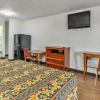 Отель Studios and Suites 4 Less Emporia, фото 5