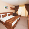 Отель Family Hotel Coral, фото 3