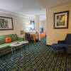 Отель Fairfield Inn & Suites by Marriott Portland Airport, фото 2