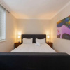 Отель Light 2 Bedroom Apartment in Elwood With Balcony, фото 2