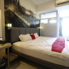 Отель RedDoorz Plus @ Tanjung Uncang Batam, фото 30