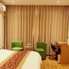 Отель GreenTree Inn HePu Huanzhu South Road Transit Center Express Hotel, фото 4
