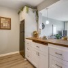 Отель Galvestonian 409 - Pelican Pathway, фото 9