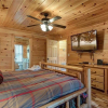 Отель Rocky Top Lookout 4 Bedroom Home with Hot Tub, фото 3