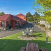 Отель Red Tussock Motel, фото 26