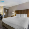 Отель Mainstay Suites At Metro Center, фото 22