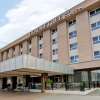 Отель Doubletree by Hilton Hotel Kamloops, фото 1