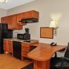 Отель Candlewood Suites Milwaukee Airport, an IHG Hotel, фото 21