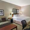 Отель Hampton Inn & Suites State College at Williamsburg Square, фото 40