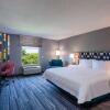 Отель Hampton Inn & Suites Herndon-Reston, фото 36