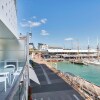 Отель QV CBD Waterfront Apartment Balcony Wifi - 707 в Окленде