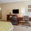 Отель Comfort Suites Knoxville West - Farragut, фото 4