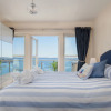 Отель Beautiful Apartment in Torquay With Sea View, фото 2