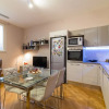 Отель Elegant Flat at Municipio by Napoliapartments, фото 10