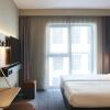 Отель Moxy Brussels City Center, фото 4
