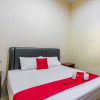 Отель RedDoorz near Prambanan Temple, фото 24