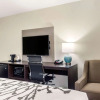 Отель Sleep Inn & Suites, фото 39