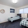Отель Convenient 2 bedroom, walk to Bart, 10 min to Berkeley, фото 4