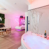 Отель Appart-Jacuzzi à 6 min de la gare St Charles, фото 7