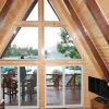 Отель RedAwning Bear Cove Lakefront, фото 4
