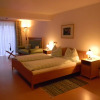 Отель Ferienwohnungen Hotel Garni Dörflerwirt, фото 1