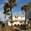 Отель Sun N Fun Beachfront Vacation Rentals, фото 19