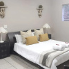 Отель Zeezicht Ocean-front Guest Suite, фото 7