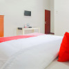 Отель OYO 2030 Melawai Homestay, фото 7