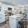 Отель Charming 3br/1ba Close to Vibrant Downtown, фото 8